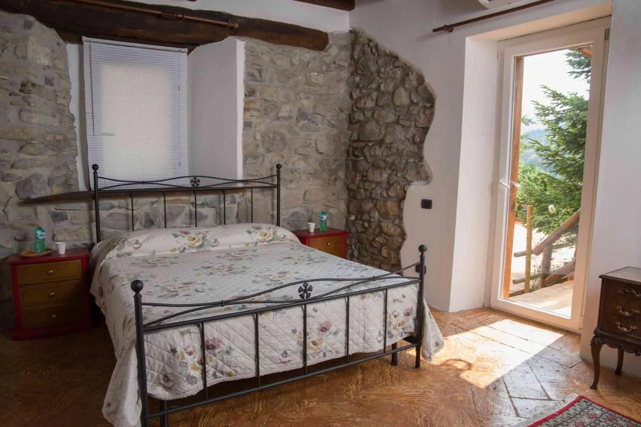 B&B La Curt Del Boeff Lasnigo 0*,  Italy