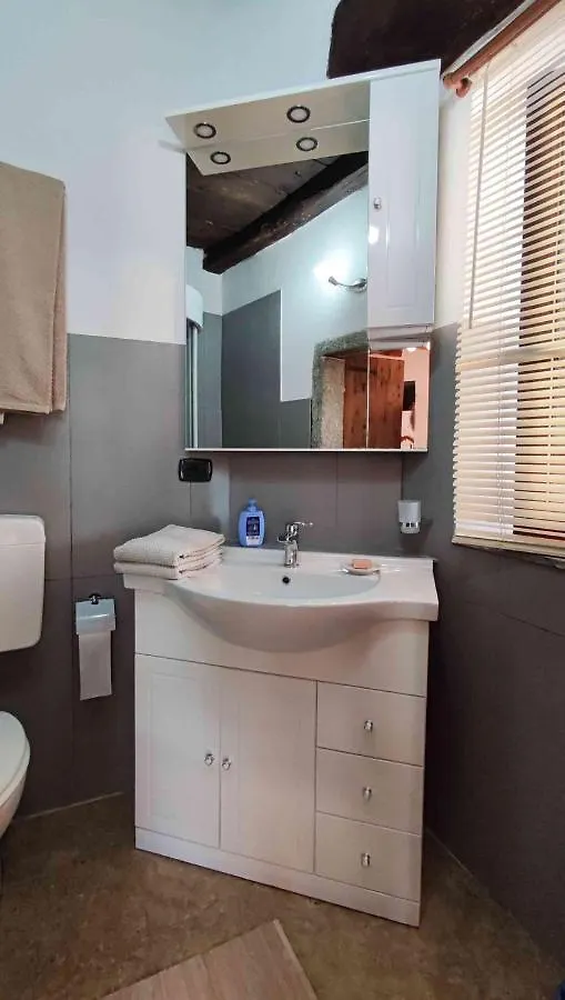 B&B La Curt Del Boeff Lasnigo Bed & Breakfast